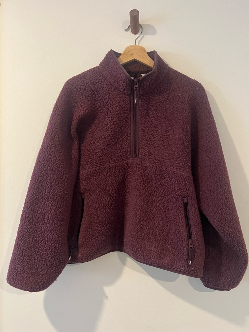 Aritzia polar Tec half zip in cardamom